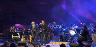 GLAZBENI SPEKTAKL ZA DOBAR CILJ: Publika uživala u dalmatinskim melodijama Tedija Spalata