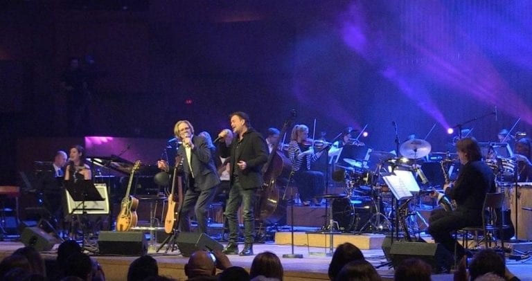 GLAZBENI SPEKTAKL ZA DOBAR CILJ: Publika uživala u dalmatinskim melodijama Tedija Spalata