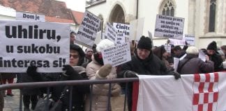 PROSVJED NA MARKOVOM TRGU: Zaštićeni najmoprimci negoduju zbog prijedloga izmjene i dopune Zakona o najmu