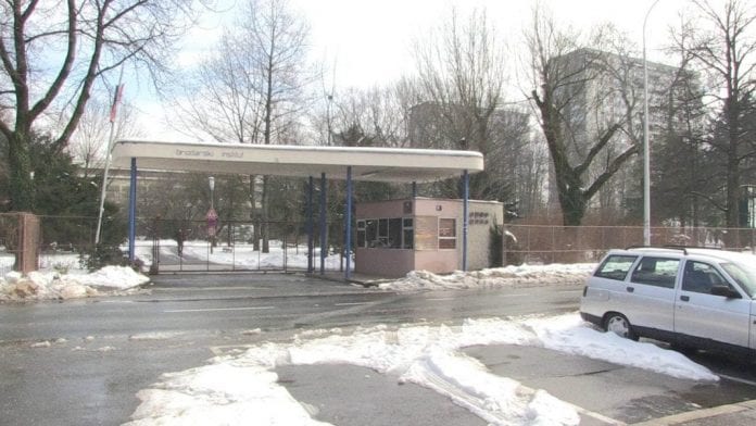 vlcsnap-2018-03-06-15h21m52s62