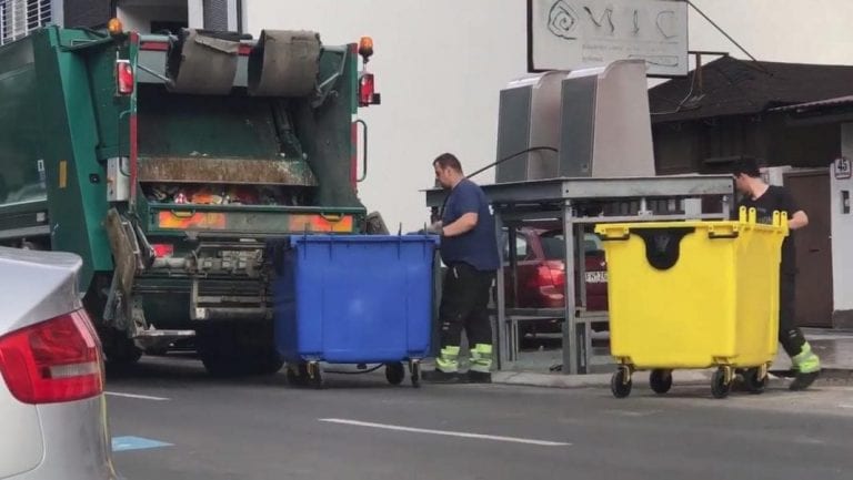 TRESLA SE BRDA RODIO SE MIŠ: Čistoća nedužna, ipak odvajaju otpad!