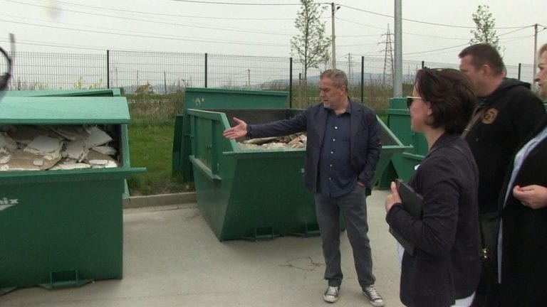 OBILAZAK RECIKLAŽNIH DVORIŠTA: Gradonačelnik Bandić obišao pet reciklažnih dvorišta u Zagrebu i najavio dulji rad istih