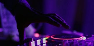 FLYAWAY FESTIVAL: Glazbeni spektakl u dvorcu iz 16. stoljeća