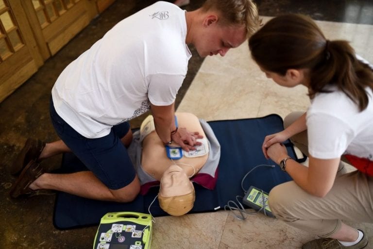 Građani koji su obučeni za postupak oživljavanja svakog sata mogu nekome spasiti život
