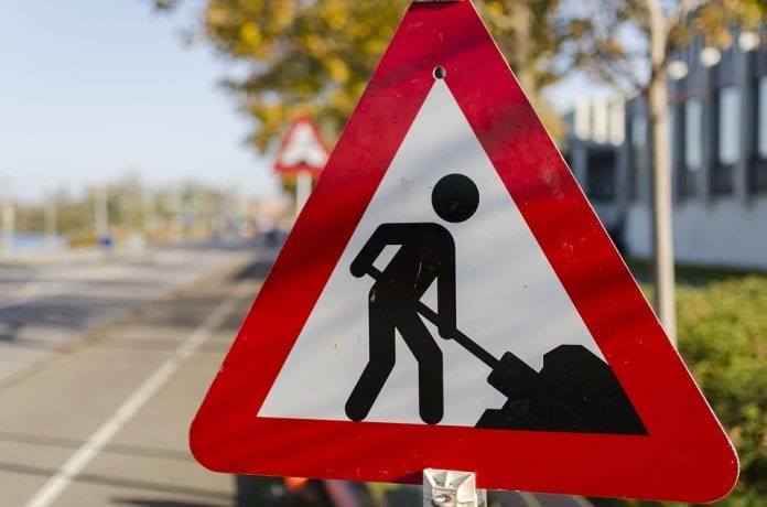road-work-1148205_960_720