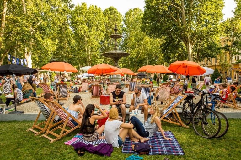 Park Zrinjevac i ove godine postaje najpopularnija zagrebačka plaža