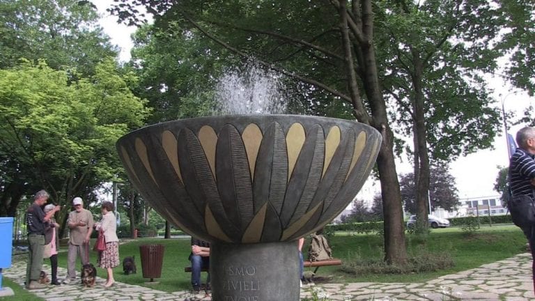 OBNOVLJENA FONTANA TRATINČICA