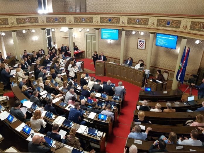 20180426_091927-696x522