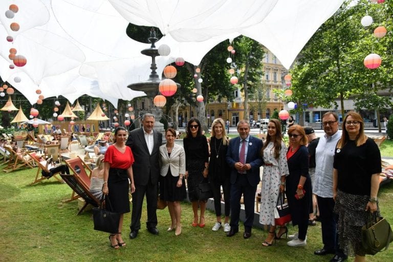 Ni loše vrijeme ne može pokvariti odličnu atmosferu na Moru knjiga