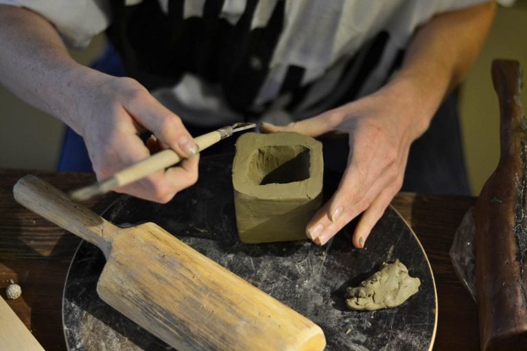 Počinju radionice produkt dizajna i keramike