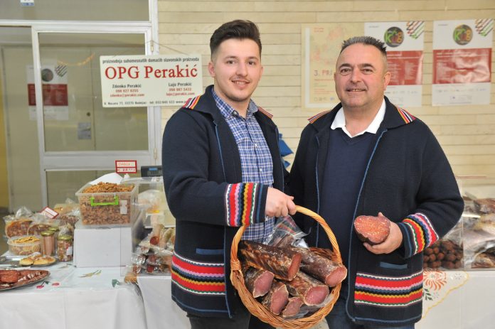 Proizvodi hrvatskog sela_02 (1)