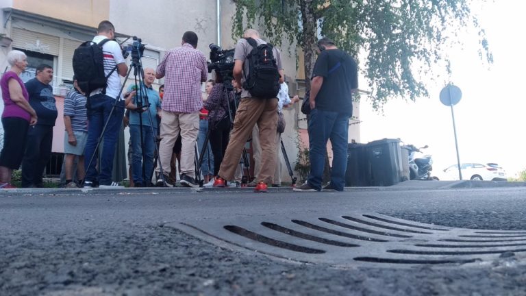 Stanovnici Botinca guše se u smradu, povraćaju i imaju proljev