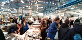 FOTO: Nikad bogatija ponuda ribe i morskih plodova na Dolcu