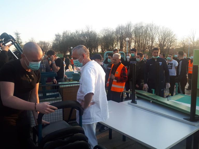 KB Dubrava zahvalila Bad Blue Boysima na pomoći u selidbi