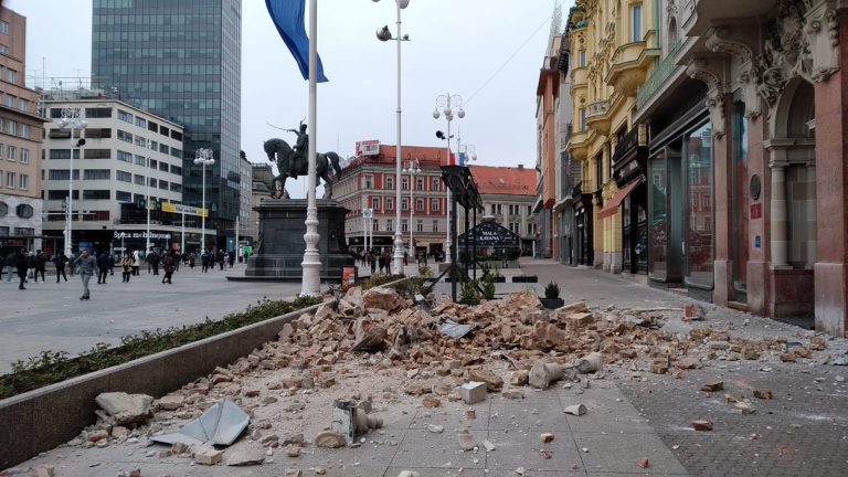 Bandić predložio da sredstva za uskrsnice uplate na račun za sanaciju potresa, ZET-ovci prvi odbili