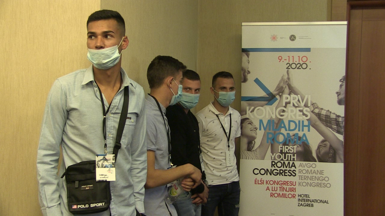 Održan Prvi kongres mladih Roma: Želimo pozitivnu diskriminaciju!
