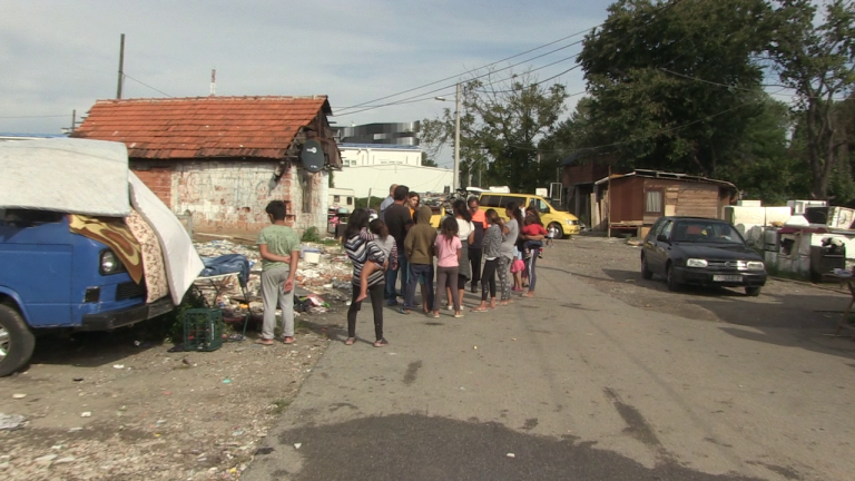 Romi iz Vrtnog puta ostali i bez struje- pogledajte kako izgleda život u ovom naselju
