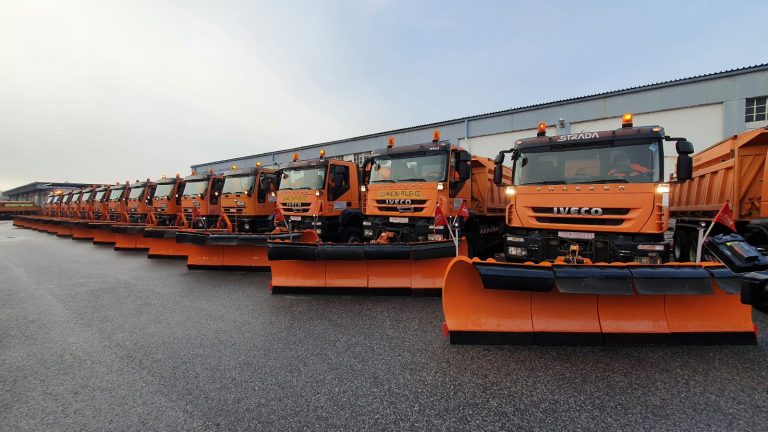 Milan Bandić održao smotru Zimske službe i poručio: “Snijeg može pasti kad god hoće!”