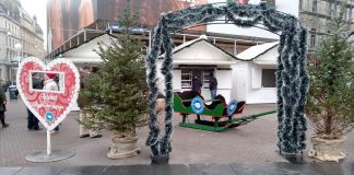 U centru Zagreba počeo Advent, Bandić poručio da se ne krše mjere