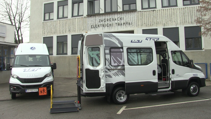 vlcsnap-2020-12-07-19h01m59s545