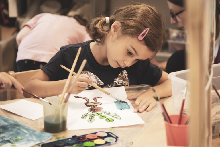 Tri savjeta kako djeci olakšati boravak u kući i pobijediti strah