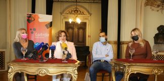 Licitirajte za poznatu osobu i izvedite ju na predstavu Revizor