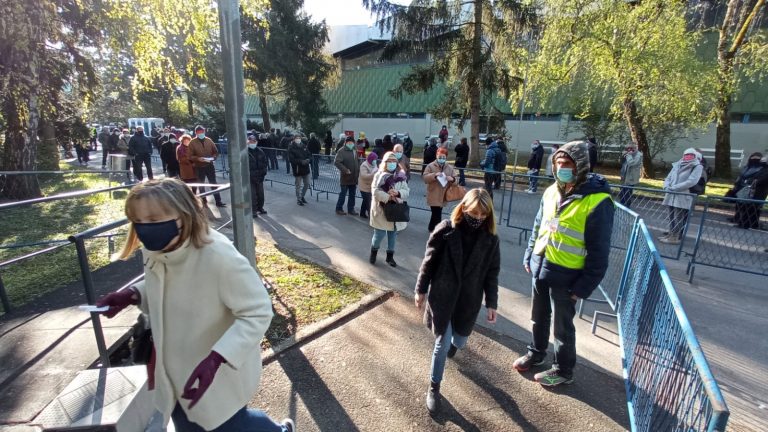 U Mirogojskoj otvoren punkt za drive in testiranje na hripavac