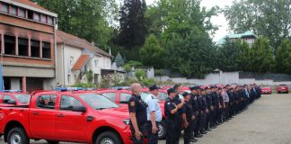 Dobrovoljnim vatrogasnim društvima uručeno 26 novih vozila