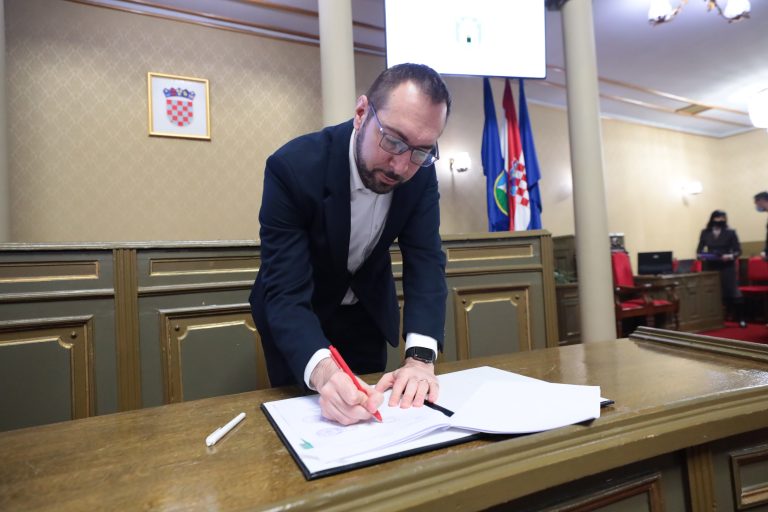 Tomislav Tomašević: Grad Zagreb će školama ponuditi dva programa
