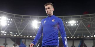 Nemoj ići od nas, okolo svuda je tama poručuju navijači Dinama Mislavu Oršiću