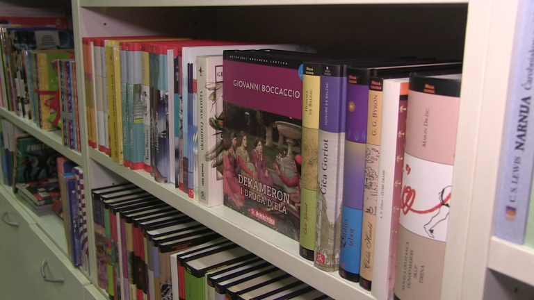 Poskupljenje udžbenika