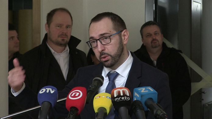 vlcsnap-2023-01-13-12h52m20s243