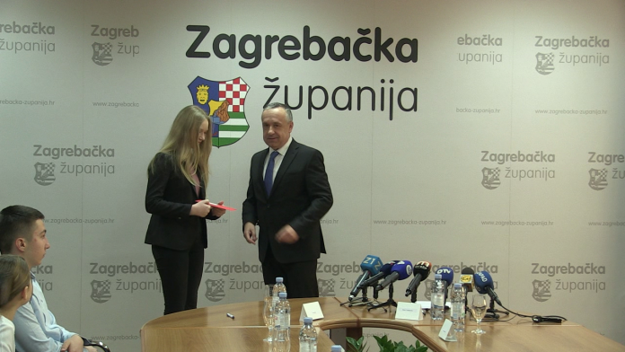 vlcsnap-2023-02-28-15h11m07s214