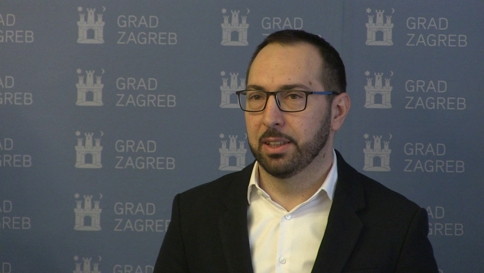 vlcsnap-2023-03-01-20h09m16s697