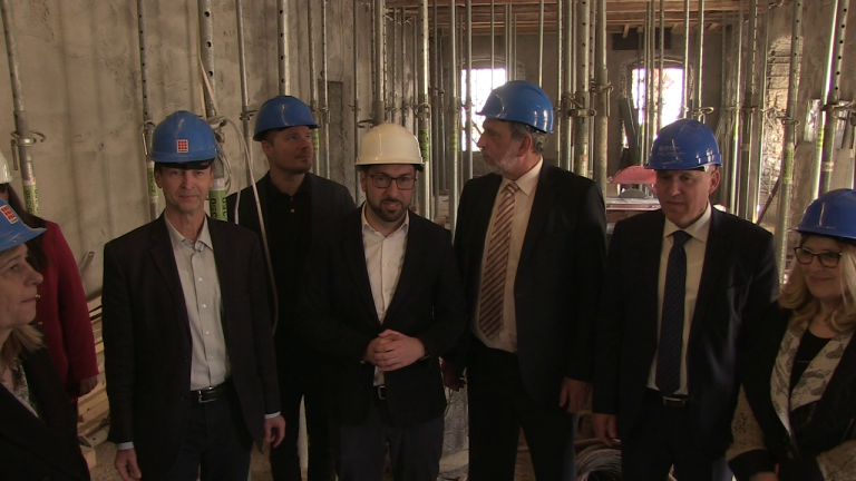 Tomašević, Bačić i Fuchs obišli radove na gimnaziji Tituša Brezovačkog