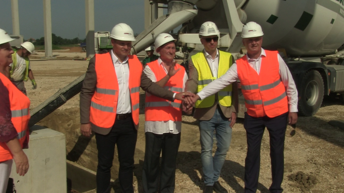 vlcsnap-2023-07-26-13h04m34s886