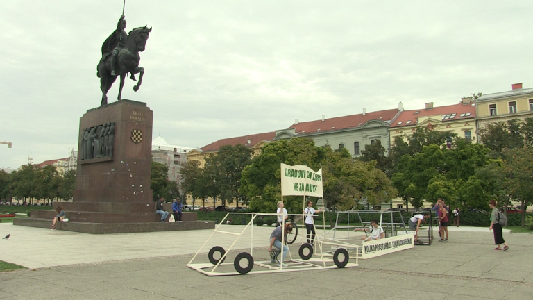 Zelena akcija performansom obilježila Međunarodni dan bez automobila
