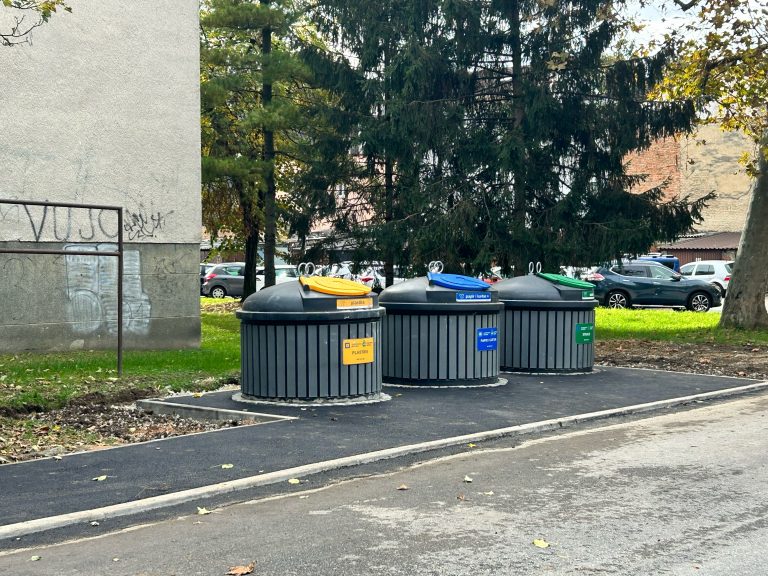 Na Vrbiku postavljeni spremnici za odvajanje otpada, građani nezadovoljni