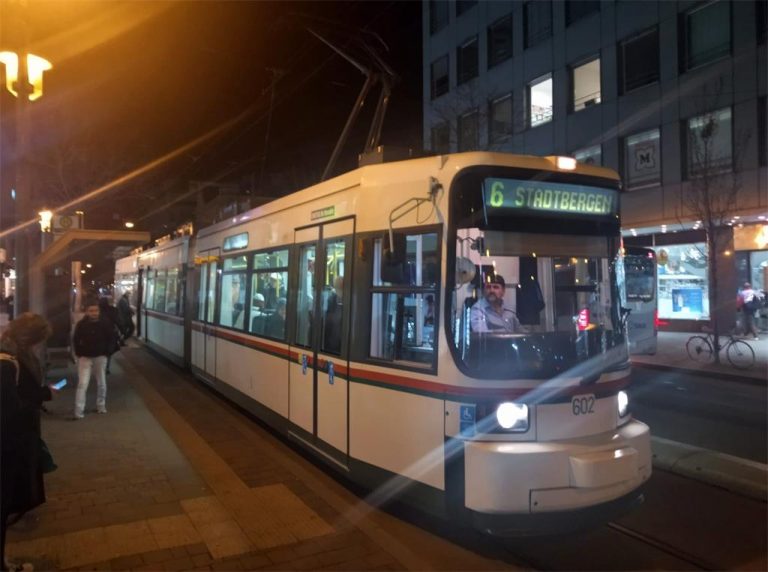 U Zagreb stigao prvi rabljeni tramvaj iz Njemačke