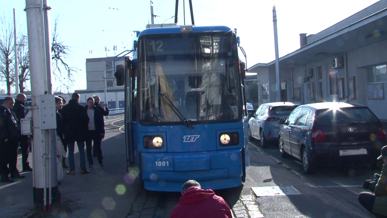 U promet zagrebačkim ulicama uključen prvi od jedanaest niskopodnih tramvaja iz Njemačke