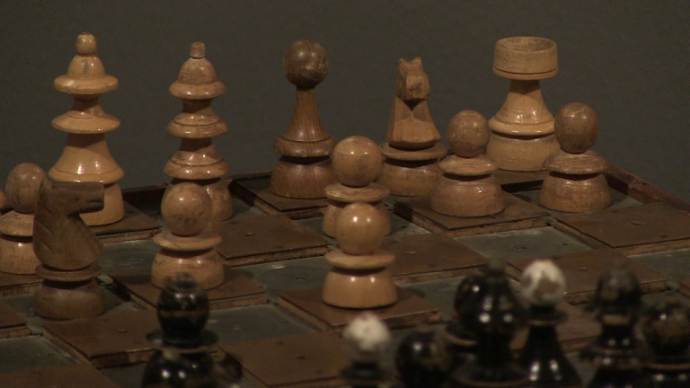 U Tiflološkom muzeju u Zagrebu otvorena izložba „Svjetlost istiskuje tamu“