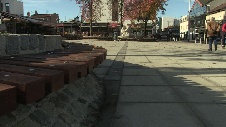 FOTO: Prije roka završeni radovi na obnovi Trešnjevačkog trga