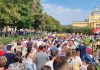 UŽIVO: PROSVJED ZA LIKU U ZAGREBU – građani iz cijele Hrvatske stižu u centar grada
